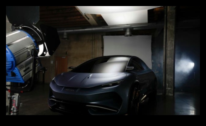 Tesla Tales: Explorând moștenirea vehiculelor electrice Pioneer