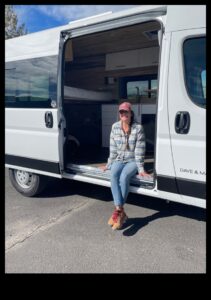 Nomad's Haven: crearea de spații confortabile în dube personalizate