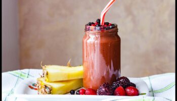 Retragere tropicală: Aduceți experiența stațiunii în Smoothies